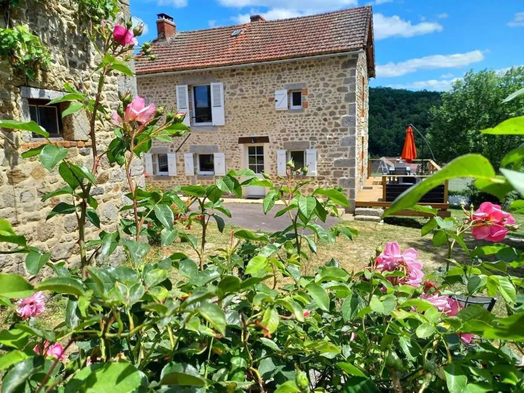 Gite Les Hauts De Villemaloux Dontreix Eksteriør bilde